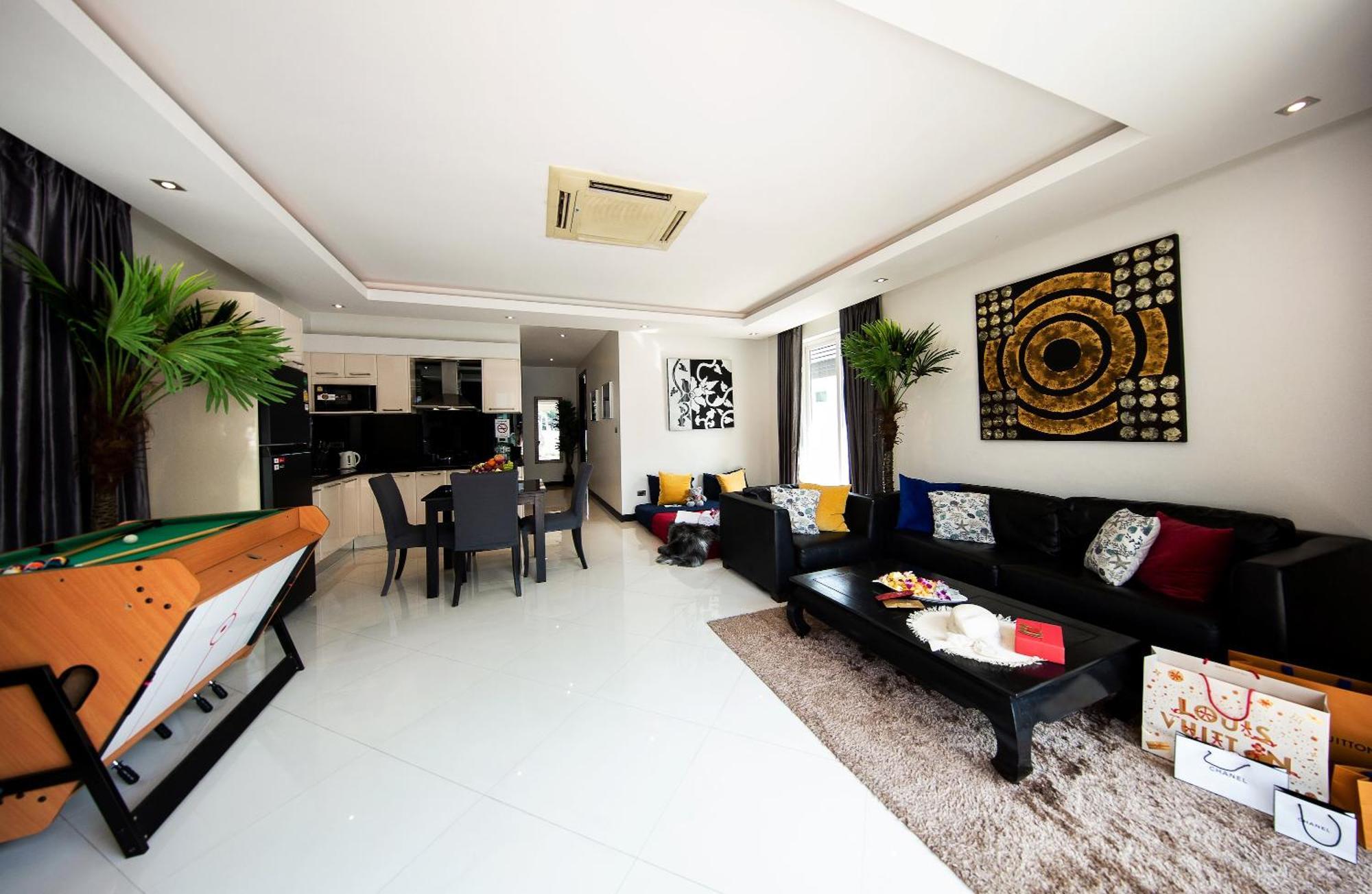 Colibri Pool Villa Pattaya Jomtien Beach Room photo